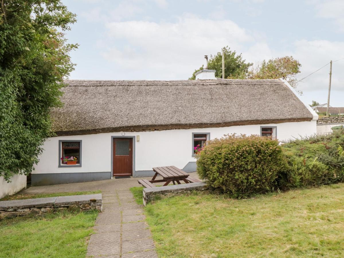 The Thatched Cottage Liscarney Екстер'єр фото